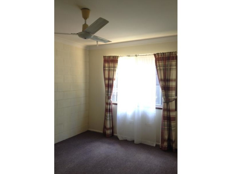 2/1 Reservoir Street, Gracemere QLD 4702